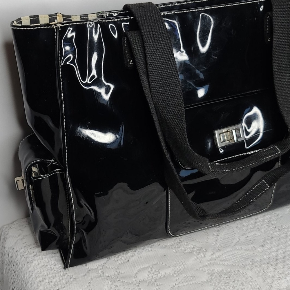 Sondra Robert's black glossy large tote bag - Picture 3 of 8